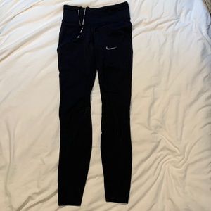 NIKE Women’s Dry-Fit Black Leggings Size XS.